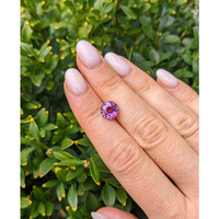 3.07 Ct. Purplish Pink Sapphire from Ceylon (Sri Lanka) Life Style