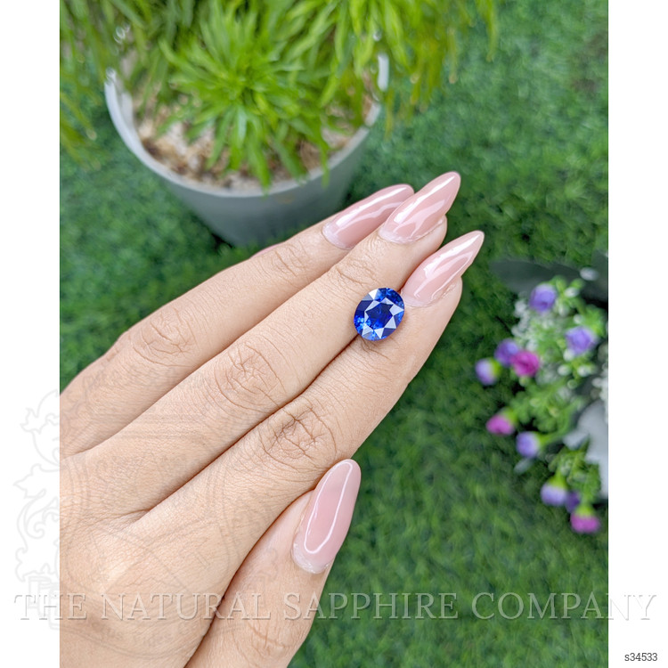 4.01 Ct. Blue Sapphire from Ceylon (Sri Lanka)