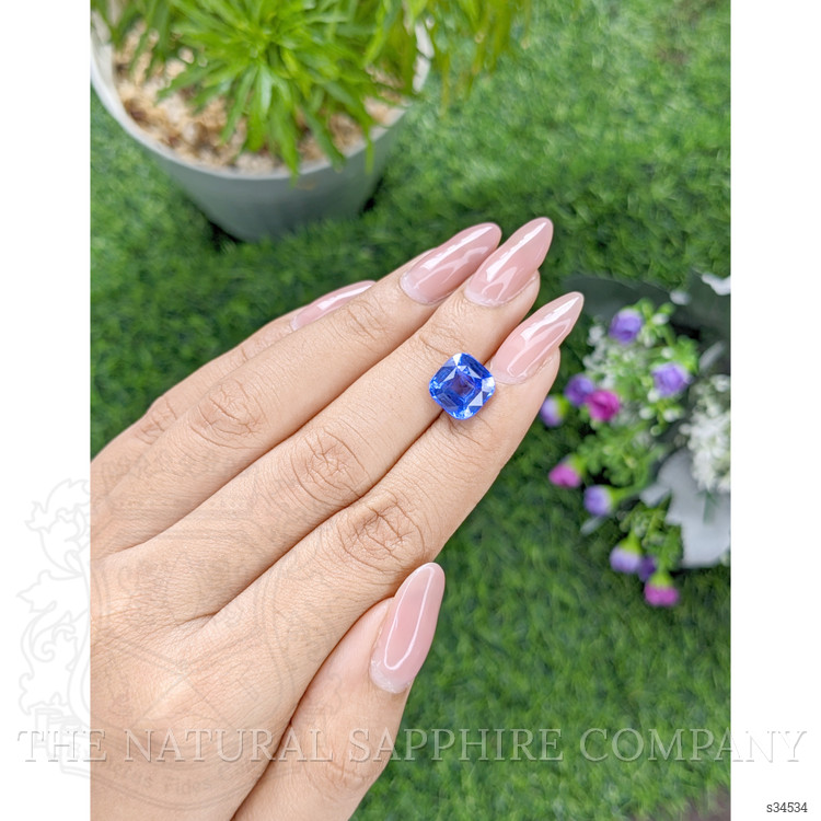 5.04 Ct. Blue Sapphire from Ceylon (Sri Lanka)