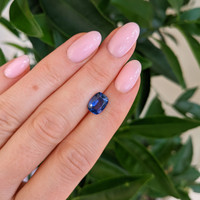 2.29 Ct. Blue Sapphire from Ceylon (Sri Lanka) Life Style