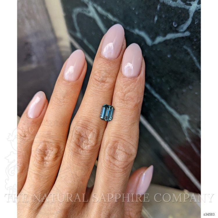 1.95 Ct. Green Sapphire from Ceylon (Sri Lanka)