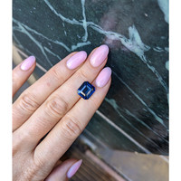 6.13 Ct. Blue Sapphire from Ceylon (Sri Lanka) Life Style