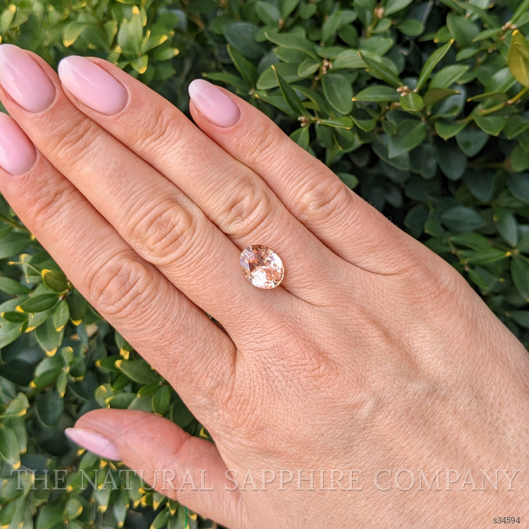 5.13 Ct. Padparadscha Sapphire from Ceylon (Sri Lanka)