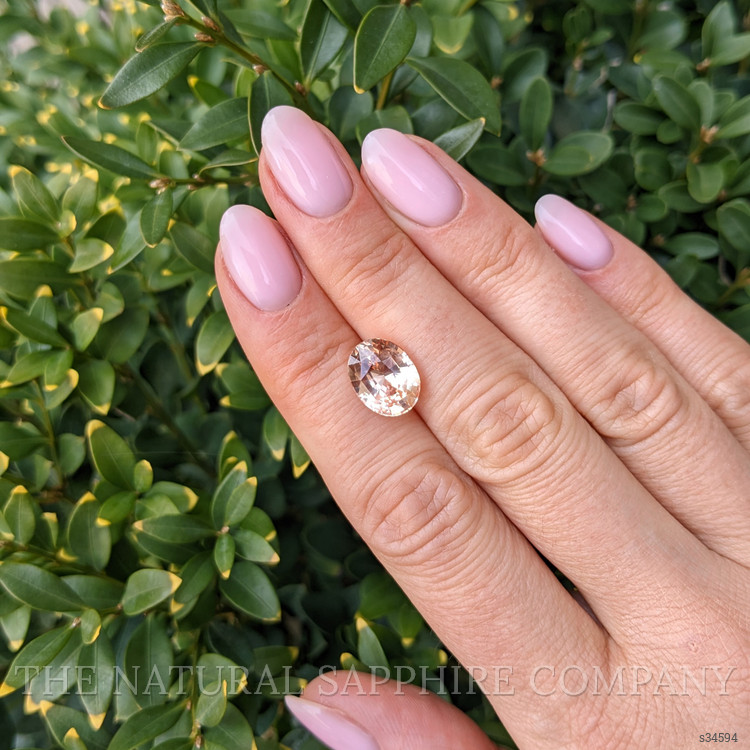 5.13 Ct. Padparadscha Sapphire from Ceylon (Sri Lanka)