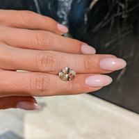 5.13 Ct. Padparadscha Sapphire from Ceylon (Sri Lanka) Life Style