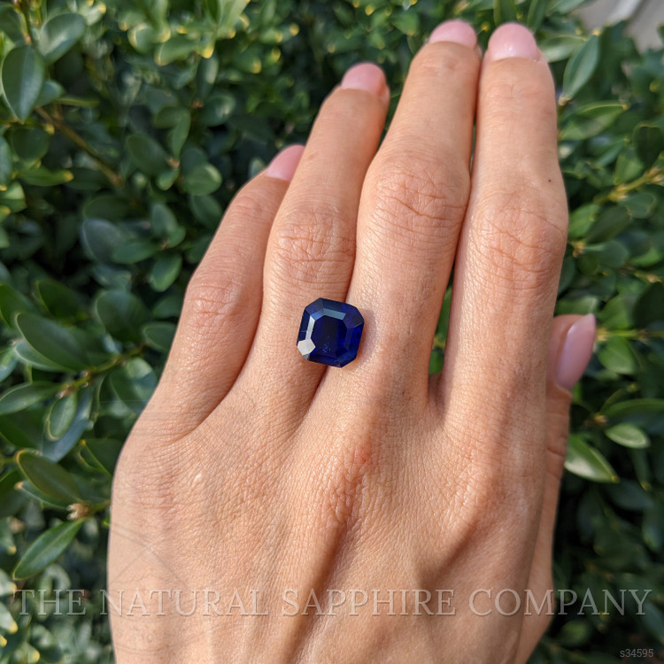 7.34 Ct. Blue Cabochon Sapphire from Ceylon (Sri Lanka)