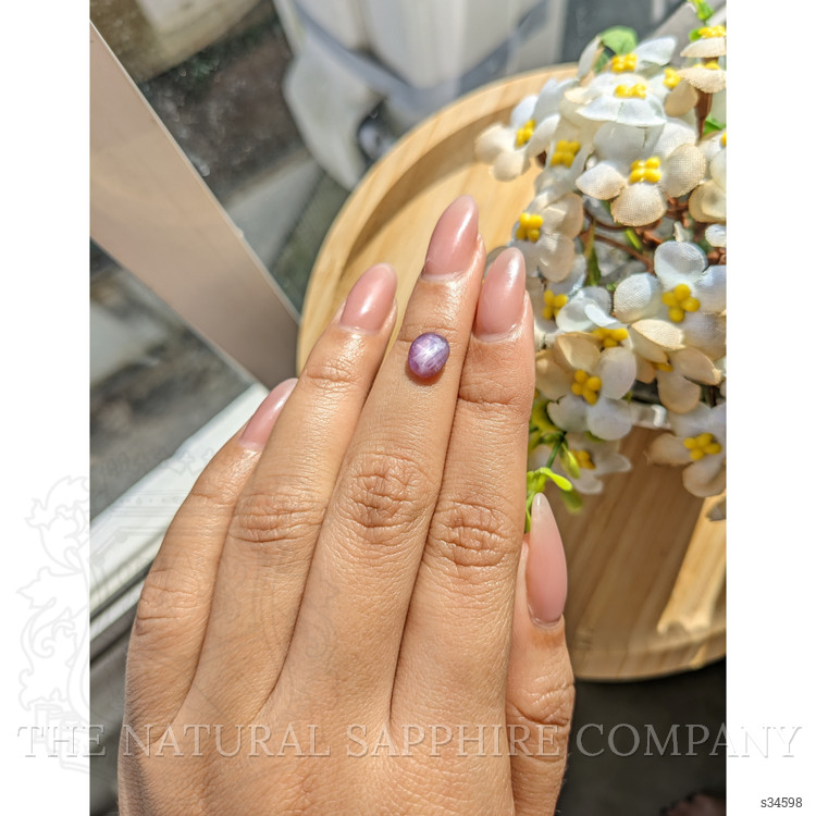1.51 Ct. Pinkish Purple Star Sapphire from Ceylon (Sri Lanka)