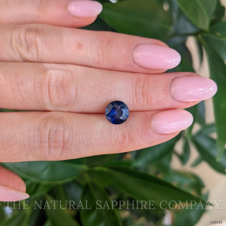 3.05 Ct. Blue Sapphire from Ceylon (Sri Lanka)