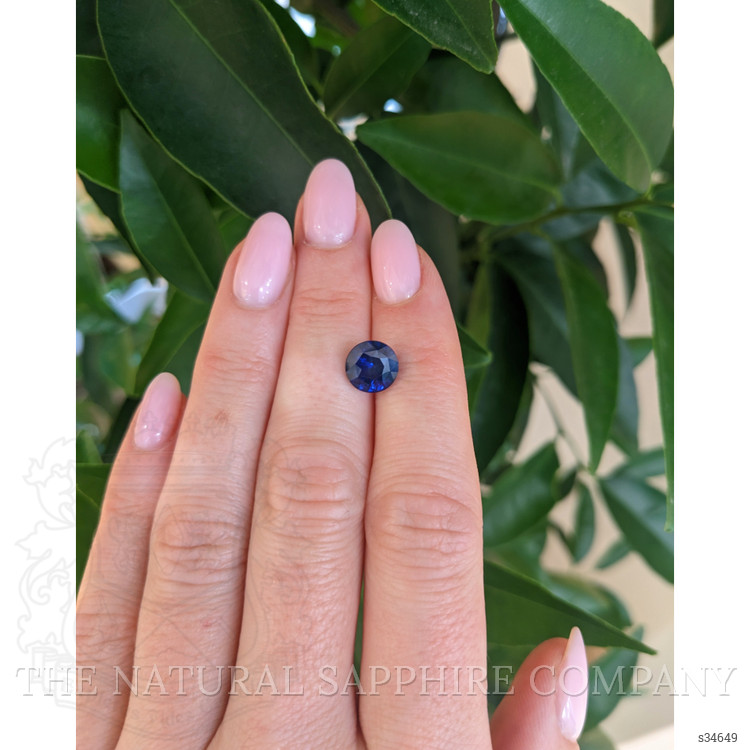 3.05 Ct. Blue Sapphire from Ceylon (Sri Lanka)