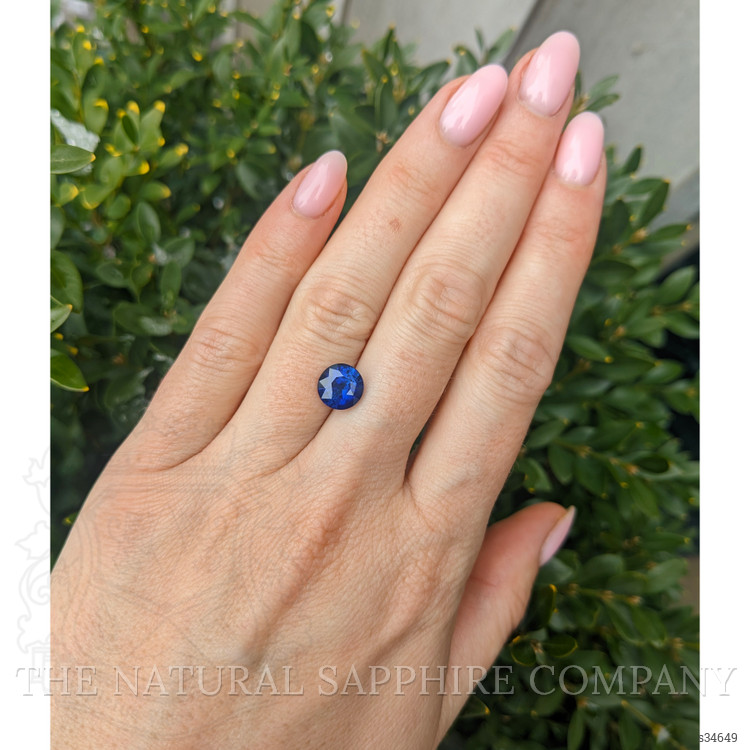 3.05 Ct. Blue Sapphire from Ceylon (Sri Lanka)
