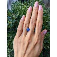 3.00 Ct. Color Change Sapphire from Ceylon (Sri Lanka) Life Style
