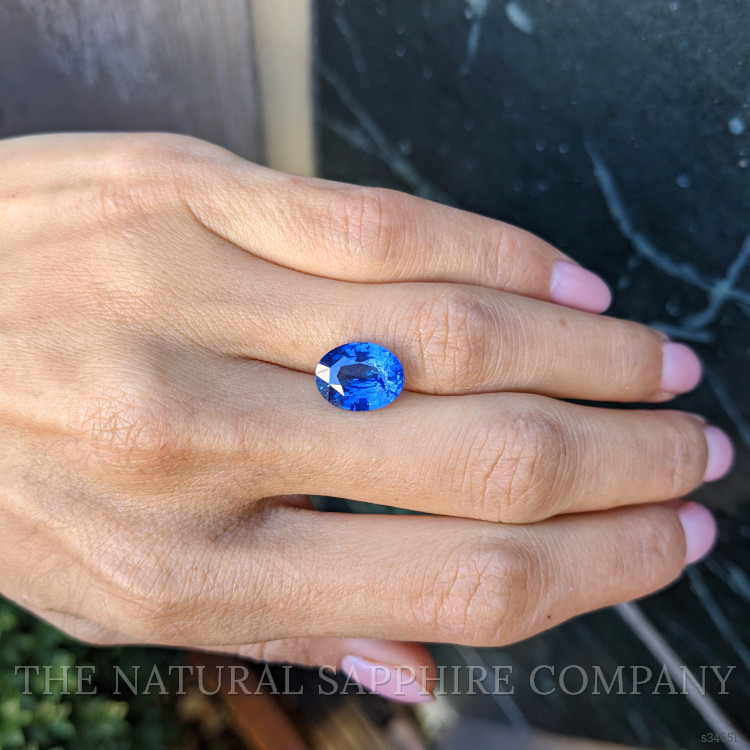 5.19 Ct. Blue Sapphire from Ceylon (Sri Lanka)