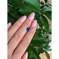 2.16 Ct. Blue Sapphire from Ceylon (Sri Lanka) Life Style
