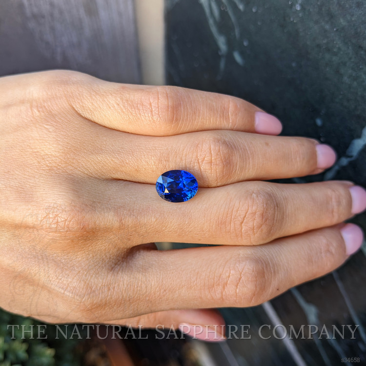 5.14 Ct. Blue Sapphire from Ceylon (Sri Lanka)