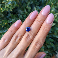 2.19 Ct. Blue Sapphire from Ceylon (Sri Lanka) Life Style