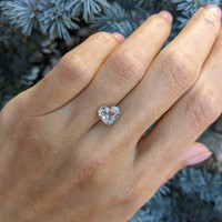 2.19 Ct. Pink Sapphire from Ceylon (Sri Lanka) Life Style