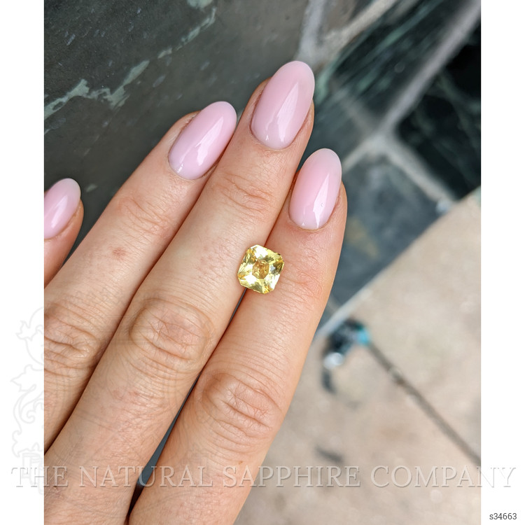 2.66 Ct. Yellow Sapphire from Ceylon (Sri Lanka)