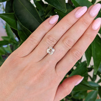 3.04 Ct. Yellow Sapphire from Ceylon (Sri Lanka) Life Style