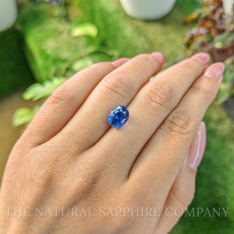 3.72 Ct. Blue Sapphire from Ceylon (Sri Lanka)