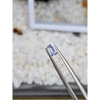 0.50 Ct. Blue Sapphire from Ceylon (Sri Lanka) Life Style