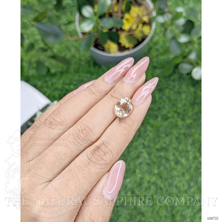 5.44 Ct. Yellowish Brown Sapphire from Africa