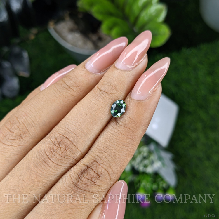 1.02 Ct. Bluish Green Sapphire from Australia