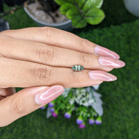 1.09 Ct. Green Sapphire from Madagascar Life Style