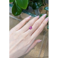 2.62 Ct. Pink Sapphire from Ceylon (Sri Lanka) Life Style