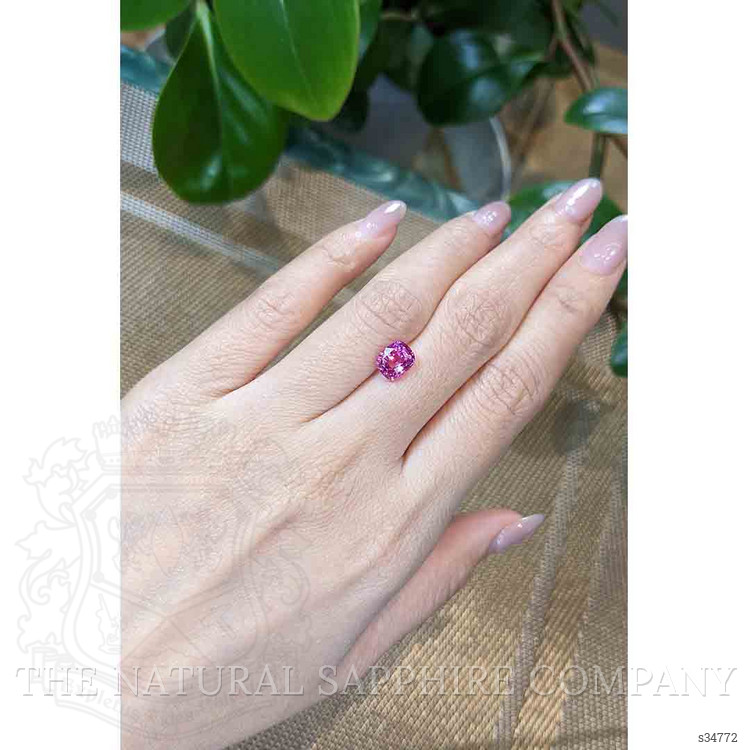 2.62 Ct. Pink Sapphire from Ceylon (Sri Lanka)