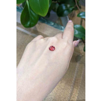 1.57 Ct. Padparadscha Sapphire from Ceylon (Sri Lanka) Life Style