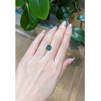 3.13 Ct. Bluish Green Sapphire from Ceylon (Sri Lanka) Life Style