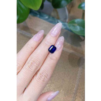 3.02 Ct. Blue Sapphire from Ceylon (Sri Lanka) Life Style