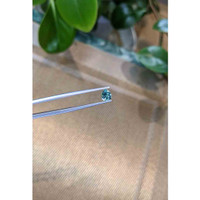 0.96 Ct. Greenish Blue Sapphire from Ceylon (Sri Lanka) Life Style