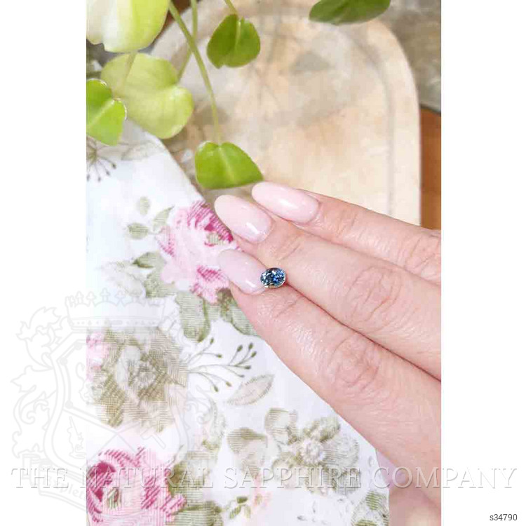 1.31 Ct. Bi Color / Parti Sapphire from Ceylon (Sri Lanka)