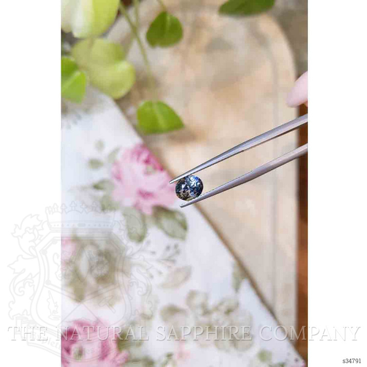 2.12 Ct. Bi Color Sapphire from Ceylon (Sri Lanka)