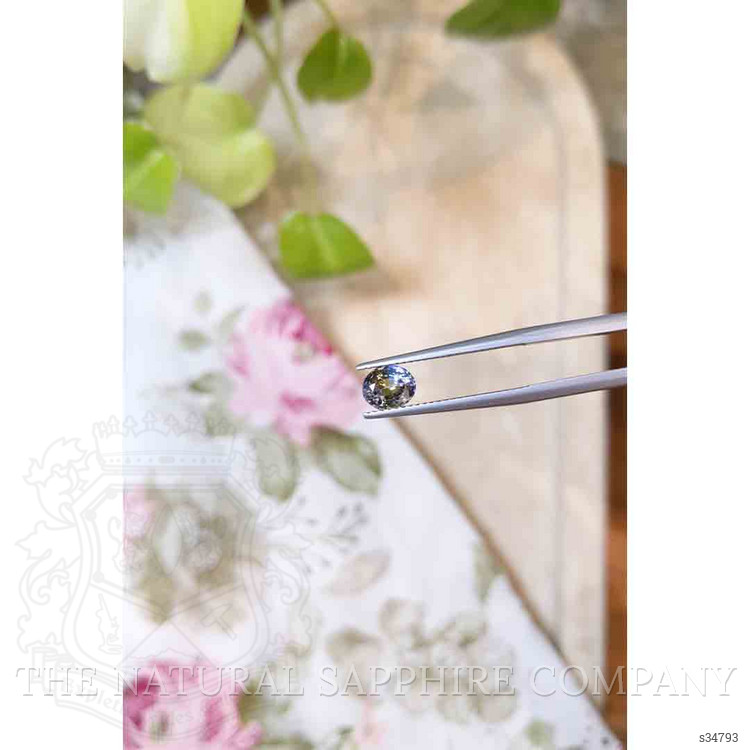 1.22 Ct. Bi Color Sapphire from Ceylon (Sri Lanka)