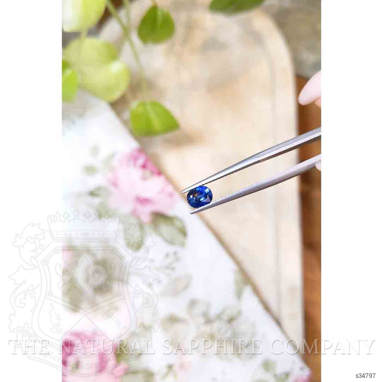 0.83 Ct. Bi Color / Parti Sapphire from Ceylon (Sri Lanka)
