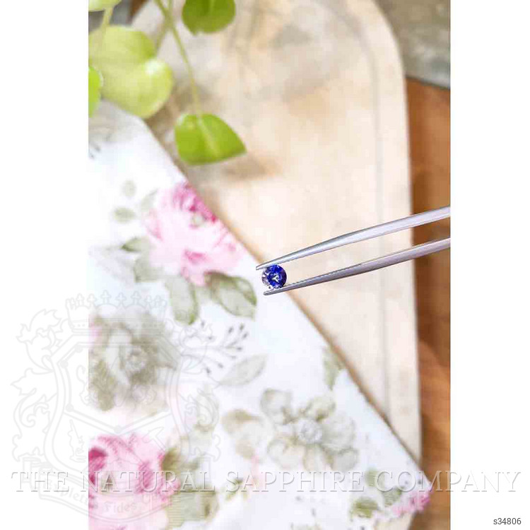 0.63 Ct. Bi Color Sapphire from Ceylon (Sri Lanka)