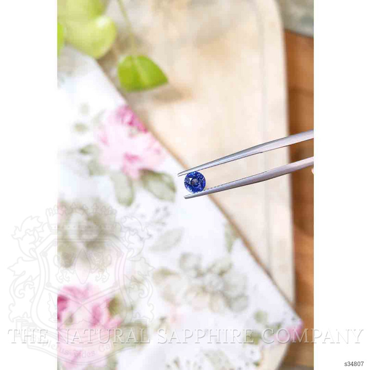 0.74 Ct. Bi Color Sapphire from Ceylon (Sri Lanka)