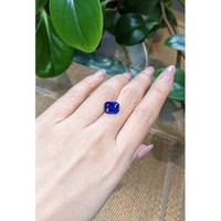 5.13 Ct. Blue Sapphire from Ceylon (Sri Lanka) Life Style