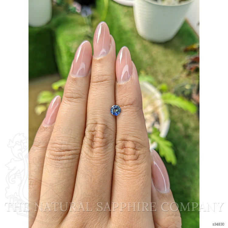 0.46 Ct. Bi Color Sapphire from Ceylon (Sri Lanka)