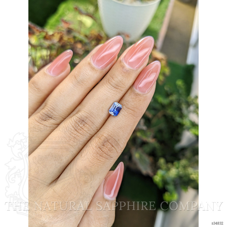 1.11 Ct. Bi Color Sapphire from Ceylon (Sri Lanka)