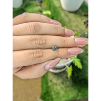 0.83 Ct. Bi Color Sapphire from Ceylon (Sri Lanka) Life Style