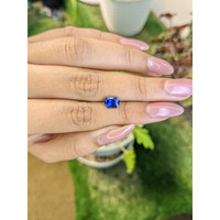 1.32 Ct. Blue Sapphire from Ceylon (Sri Lanka) Life Style