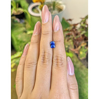 1.32 Ct. Blue Sapphire from Ceylon (Sri Lanka) Life Style