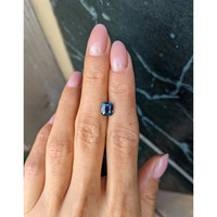 2.10 Ct. Greenish Blue Sapphire from Ceylon (Sri Lanka) Life Style