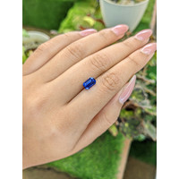 2.57 Ct. Blue Sapphire from Ceylon (Sri Lanka) Life Style
