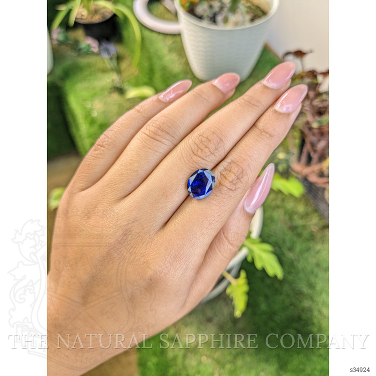 5.24 Ct. Blue Sapphire from Ceylon (Sri Lanka)