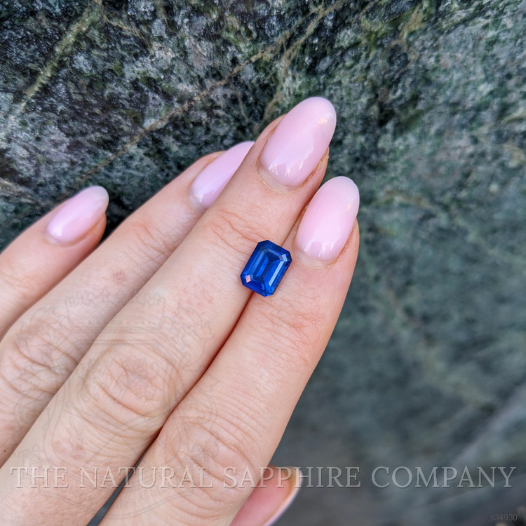 2.23 Ct. Blue Sapphire from Ceylon (Sri Lanka)