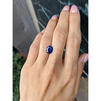 3.26 Ct. Blue Sapphire from Ceylon (Sri Lanka) Life Style